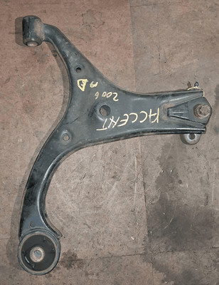 545011E000 Aufhängungsschwinge Ameise. Rechts HYUNDAI ACCENT 1.5 CRDi VGT Ber