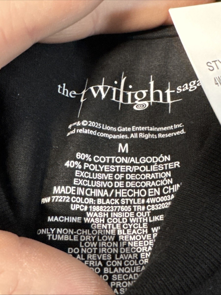 Twilight Saga Edward Cullen “Careful I Bite” T-Shirt Size M Black