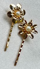 2x Gold Flower Hair Pins Bobby Clips with Faux Pearl Accent Elegant Women's