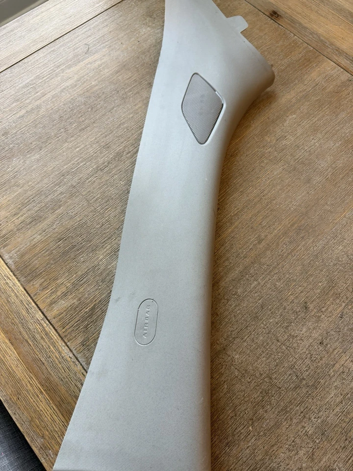 Chevrolet Equinox 2010-2017 conductor izquierdo panel de moldura de pilar OEM 20985749 Foto 2 de 4