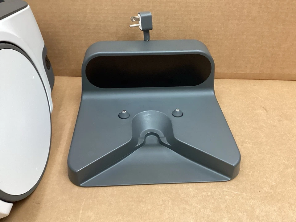 Robot doméstico Amazon Astro negro/blanco con cargador base TOTALMENTE PROBADO Foto 3 de 4