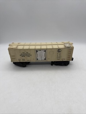 Vintage Lionel Trains No. 3472 Automatic Refrigerated Milk Car