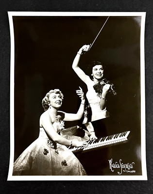 1940s Star Belles Jazz Cabaret Female Violinist Musical Group Vintage Photo