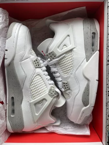 Nike Air Jordan 4 Retro Oreo Gr. 44 *VNDS* inkl. Rechnung