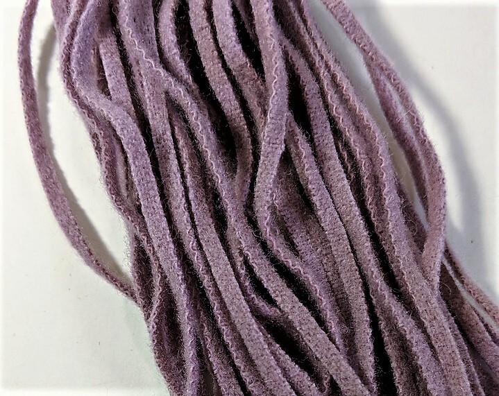 Wool Strips Rug Hooking WISTERIA 18" long #4 Blade Cut 50 ct. Dorr Mill ...
