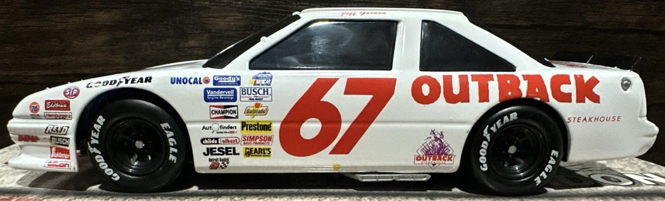 Jeff Gordon Pontiac #67 Outback Steakhouse 1990 1:24 Action Nascar Diecast Bank Foto 2 de 4