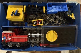 LEGO 9V Trains 4563 Load N&rsquo; Haul Railroad Complete W /Box VERY RARE!!