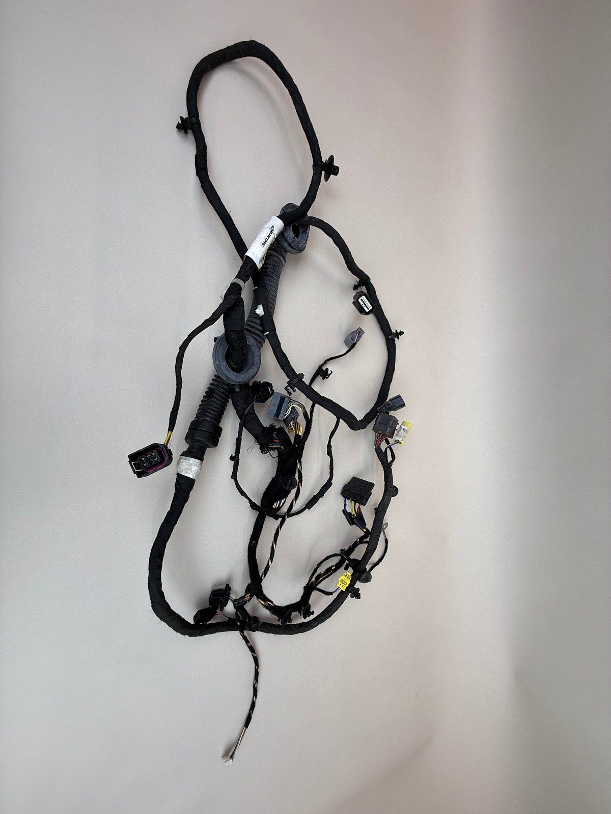 McLaren 570S 2016-2021 RIGHT Wiring harness P/N 13MA110CP