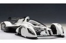 AUTOart 1/18 Red Bull X2010 White Gran Turismo 5 Signature Series Model