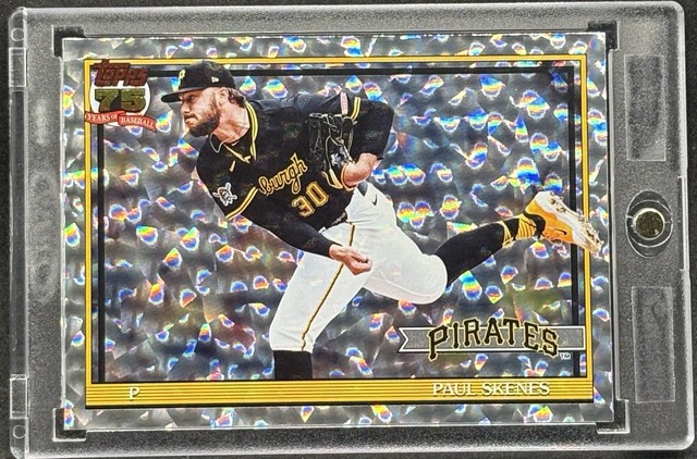 Paul Skenes Cracked Ice Pitching Refractor Card Topps Pirates Roy Mint