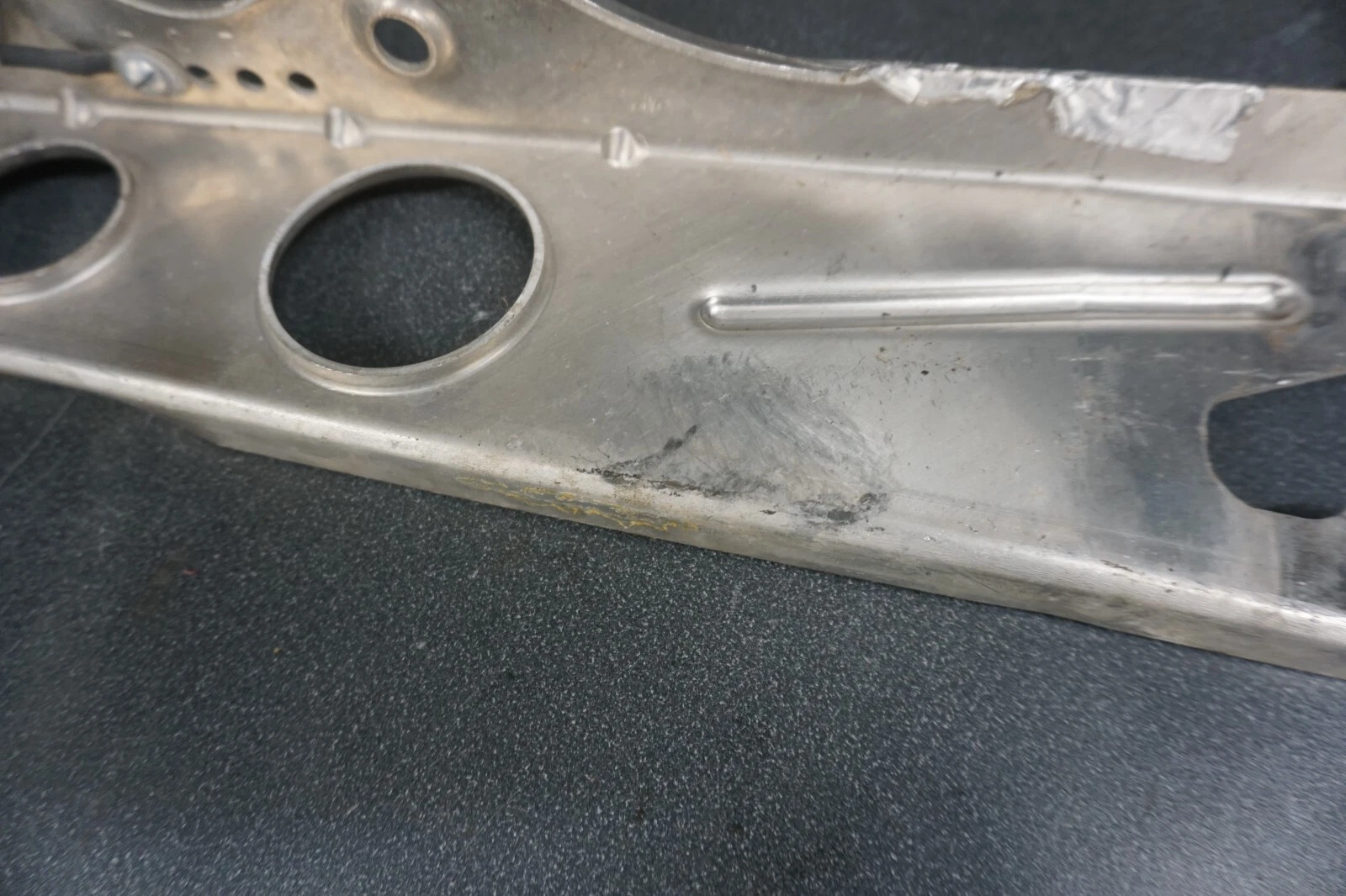 2000-2004 Ski-Doo Legend Summit MXZ 700 OEM Left Hand Belly Pan Support Bracket