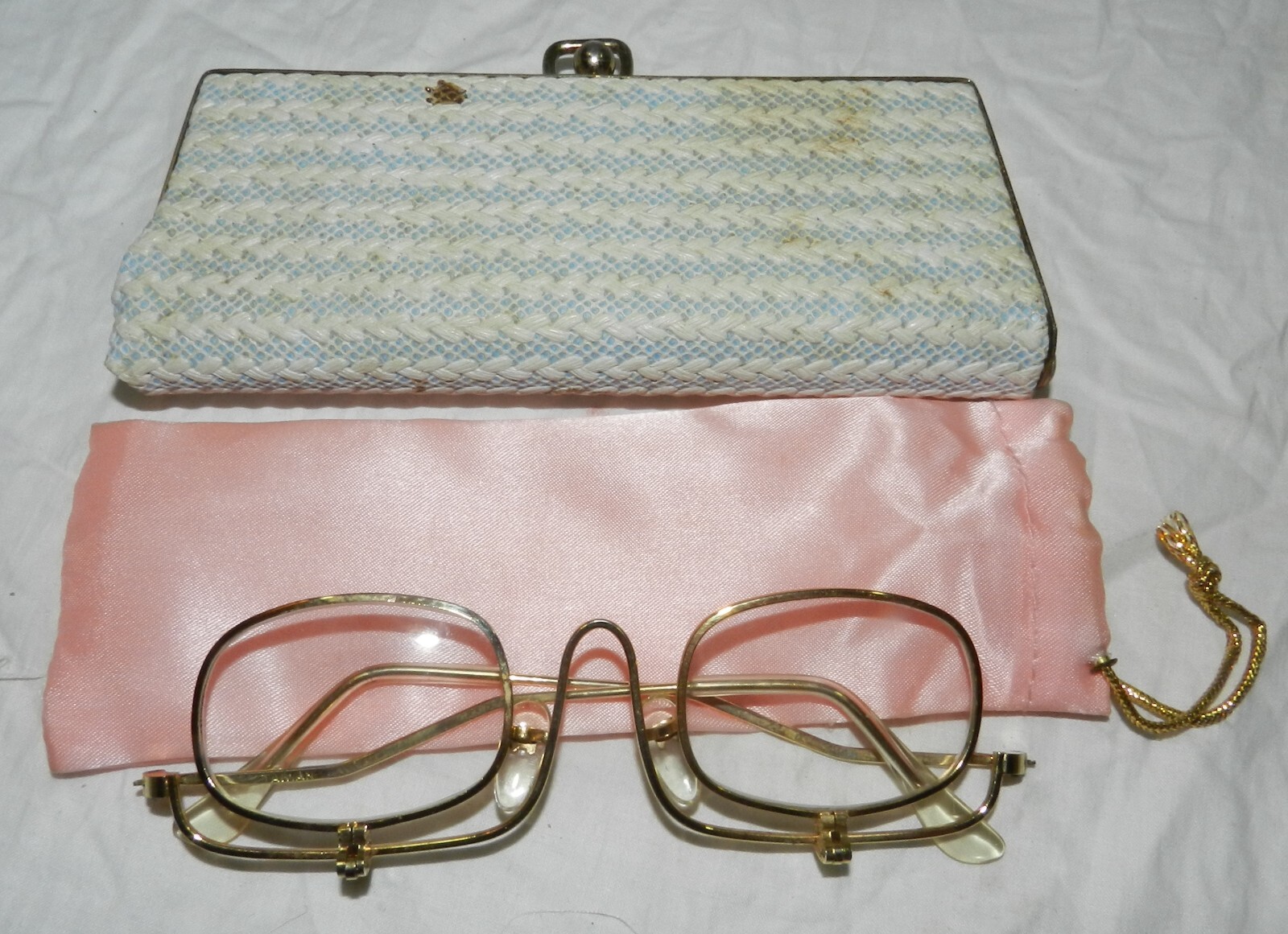 Vintage Reading Eyeglasses with FlipDown lenses + Ca… Gem