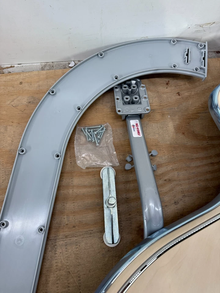 Organizador de esquina ciego extraíble contemporáneo Rev-A-Shelf 5371-18-MP-L *PARA REPUESTOS Foto 4 de 4