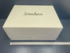 New Collapsible Neiman Marcus Gift Box 19"x14.5"x8.5"  With Magnetic Closure