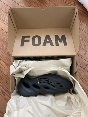 100% Authentic Adidas Yeezy Foam RNNR “Mineral Blue” GV7903  display picture 2
