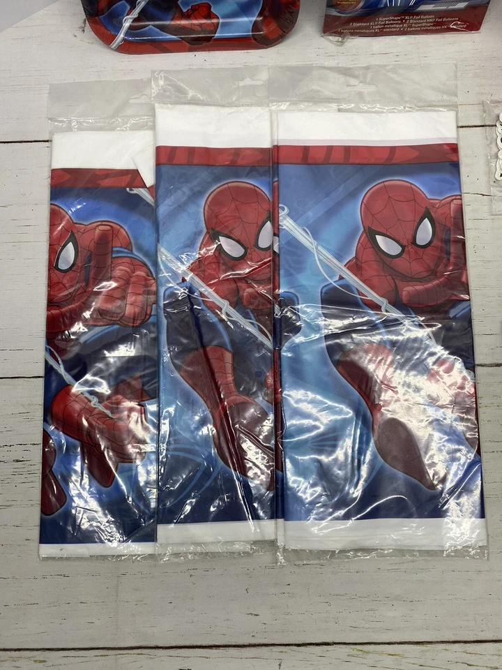 Spider-Man Ultimate Cumpleaños Fiesta Globos Platos Tazas Mesa Cubiertas Confeti Foto 2 de 4