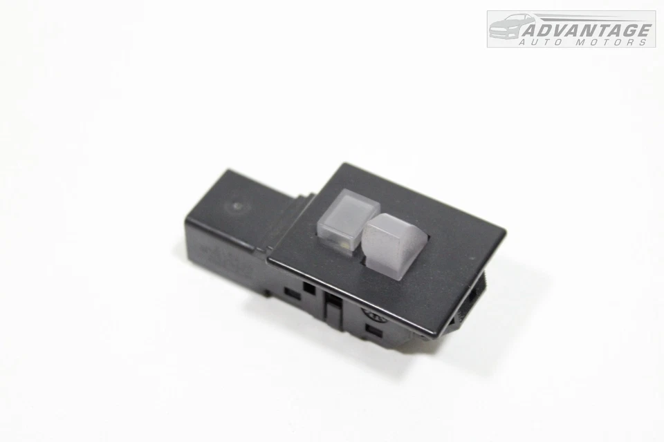 2017-2022 CHRYSLER 300 FRONT LEFT OR RIGHT UNDER DASH PANEL LED LIGHT LAMP OEM - Image 2 of 4