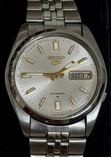 Seiko 5 Automatic Men’s Watch Silver Dial 17 Jewels Day Date Japan Made Mov 7009