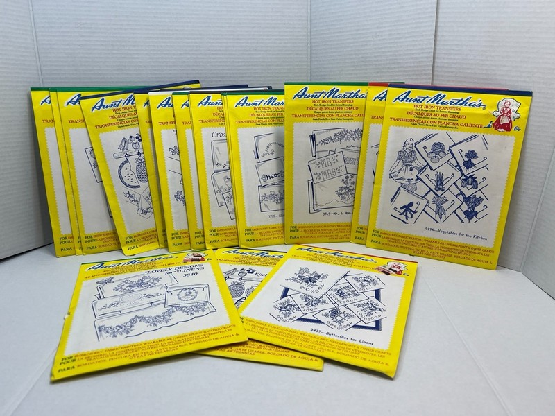 Lot of 24 Aunt Martha's Hot Iron Transfers Wide Variety Colonial Patterns, INC