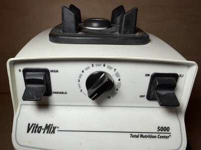Vitamix VM0103 Vita-mix 5000 Total Nutrition Center Blender for