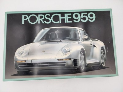 Porsche 959 Enthusiast Model Car 1/16 Scale Fujimi Model Kit Open Box Complete