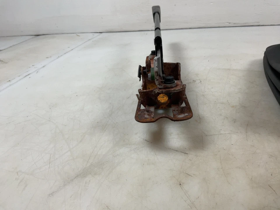 Manija de freno de emergencia Jeep TJ Wrangler OEM freno eléctrico 2003 2004 2005 2006 048680 Foto 4 de 4