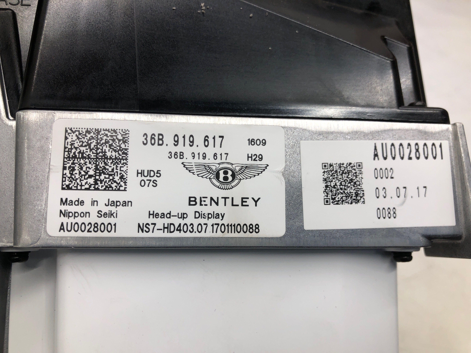 2016-2020 BENTLEY BENTAYGA DASHBOARD HUD HEADS UP DISPLAY 36B919617 OEM 2019