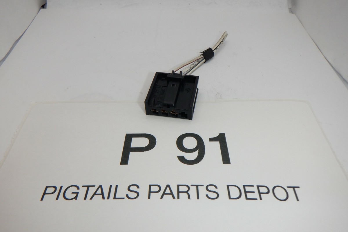 2008 BMW E60 535i 4 PORT W/ 3 PIN WIRING CONNECTOR 7505269 USED | eBay