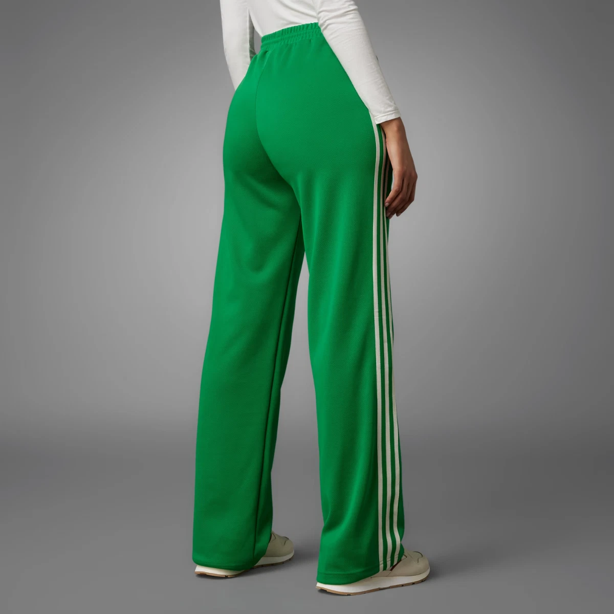 adidas Originals Women's Adicolor 70s Montreal Iconic Tracksuit