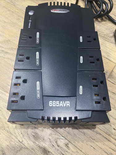 Cyber Power 685 AVR Computer Battery Power Back Up SURGE PROTECTOR (2) Total - 第 2/10 張圖片