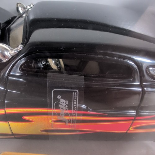 Jada Toys DUB City Old Skool 1:24 1951 Mercury Black Flames Diecast Car New Gift - Picture 8 of 9