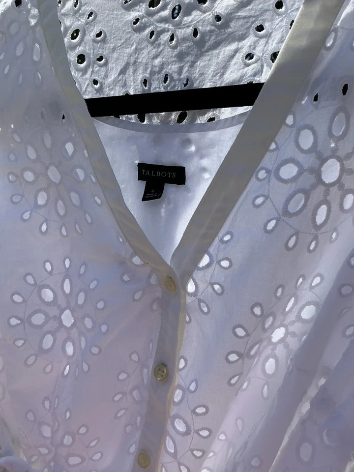 Vestido camisero midi bordado con ojales blancos Talbots para mujer talla 6 algodón Foto 3 de 4