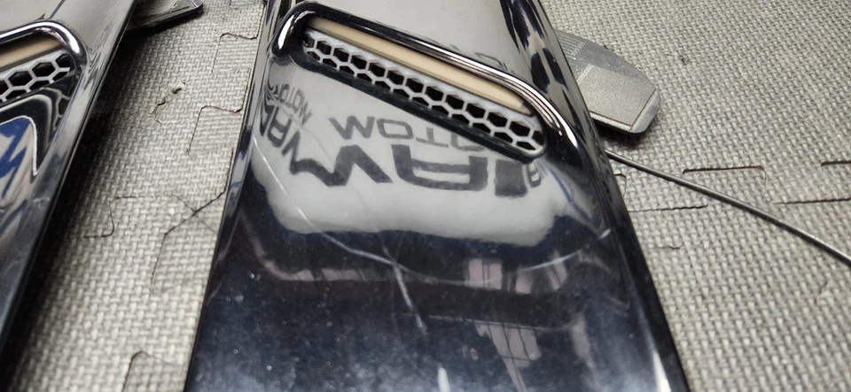 Ford Mustang GT 2015-2017 ventilación de capó diestro y derecho con juego de intermitente OEM Foto 3 de 4