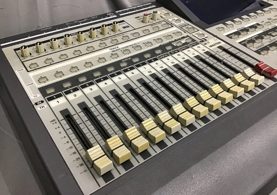 Roland VS-1824CD Digital Studio Workstation Multitrack Recorder Japan - Image 4 of 4