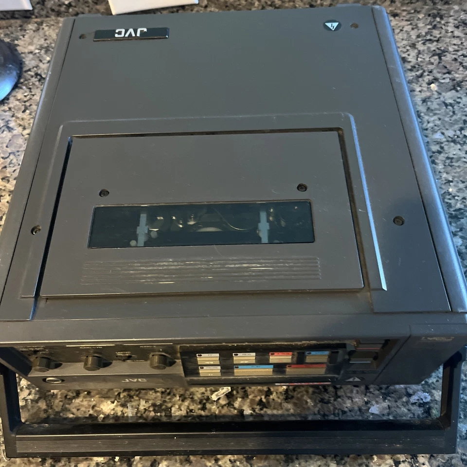 JVC CR-4900U Video Cassette Recorder WORKS - Image 2 of 4