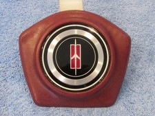Oldsmobile Sport Steering Wheel Horn Button 1978 1979 Cutlass 442 Delta 88 Ho Oldsmobile Sport Steering Wheel Horn Button 1978 1979 Cutlass 442 Delta 88 Ho