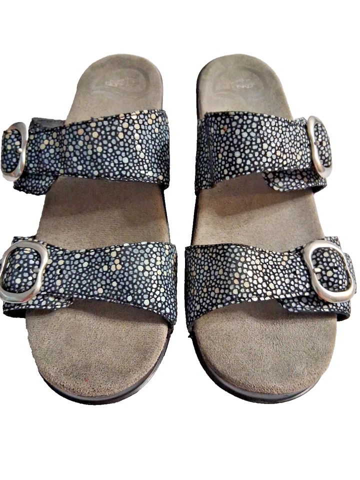 Dansko Sophie 女式 38 码黑色白色圆点楔形凉鞋 9841180200 — 第 2/4 张图片