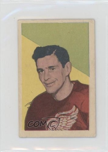 Bob Goldham #64 1952 Parkhurst card