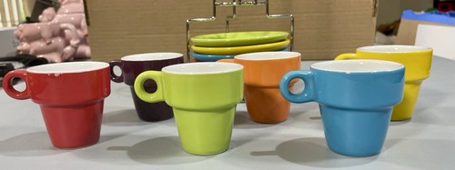 Pier 1 One Demitasse Espresso Kaffee 6 Tassen Untertassen Regenbogen gestapelt im Ständer Set - Bild 7 von 11