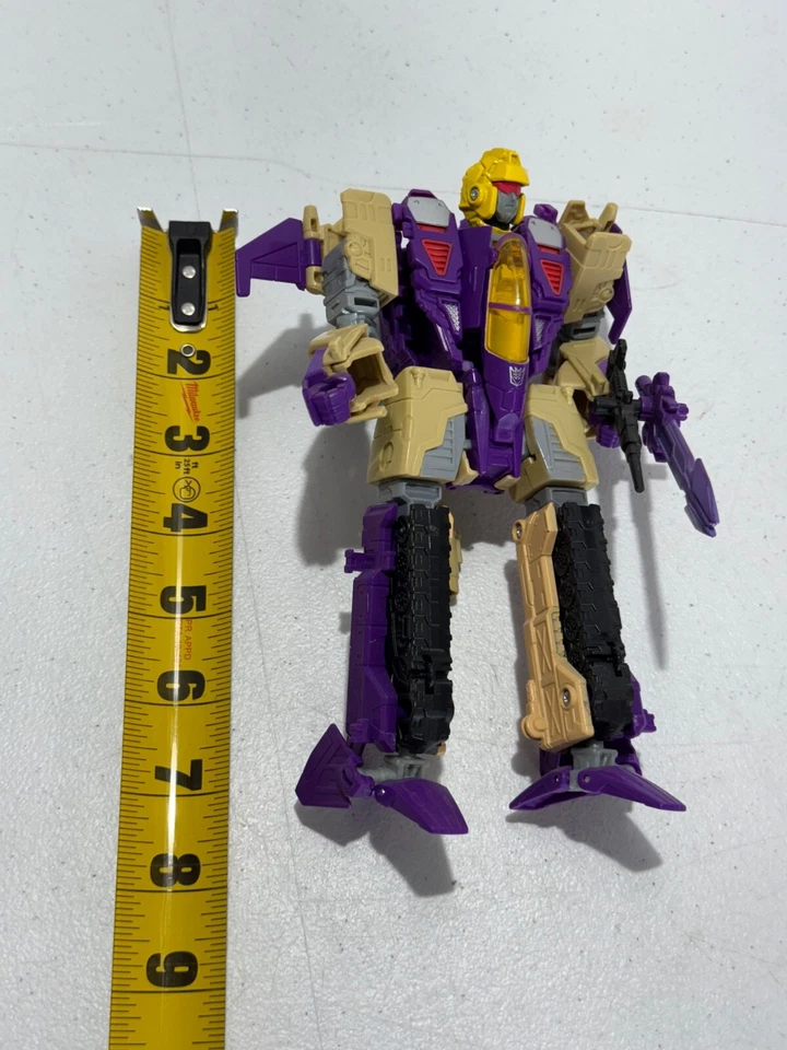 HASBRO TRANSFORMERS THRILLING 30 VOYAGER CLASS BLITZWING COMPLETE - Image 3 of 3