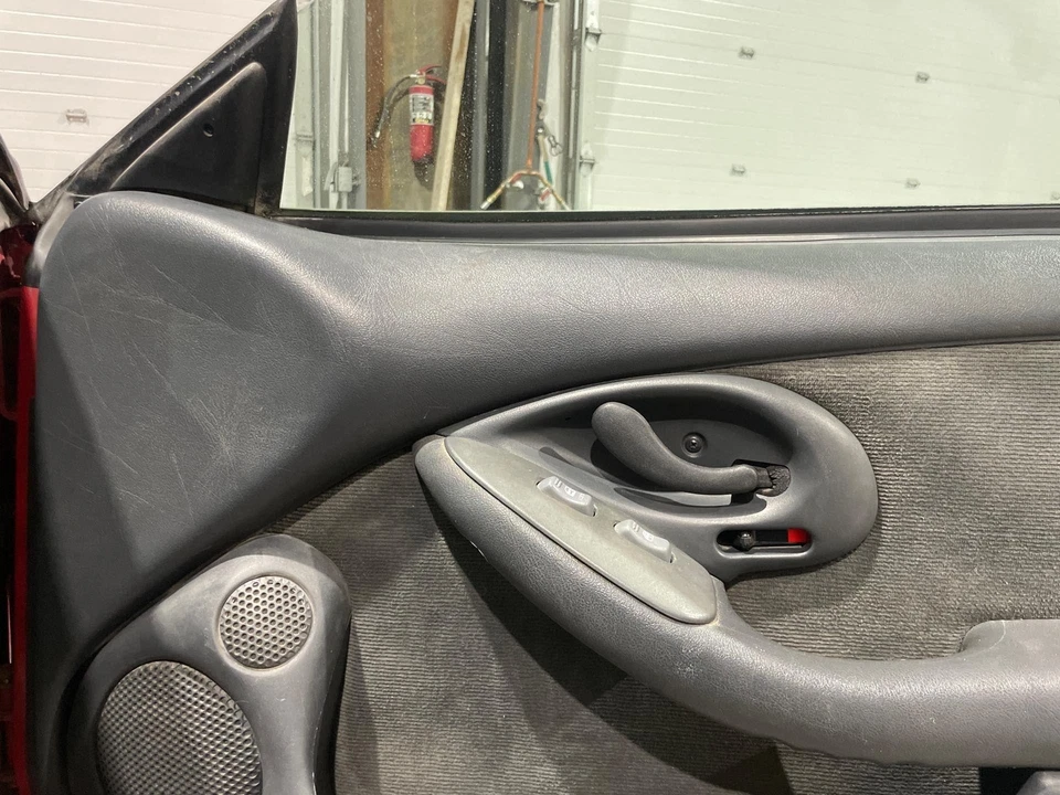 1993-1996 Pontiac Firebird Passenger RH Right Graphite-12I Front Door Trim Panel Foto 2 de 4