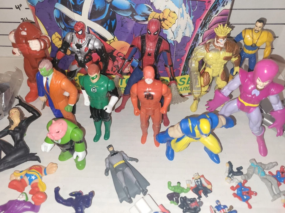 Gran Lote Marvel DC X-Men Estuche Coleccionista Blackbird Misil Accesorios Spiderman Foto 3 de 4