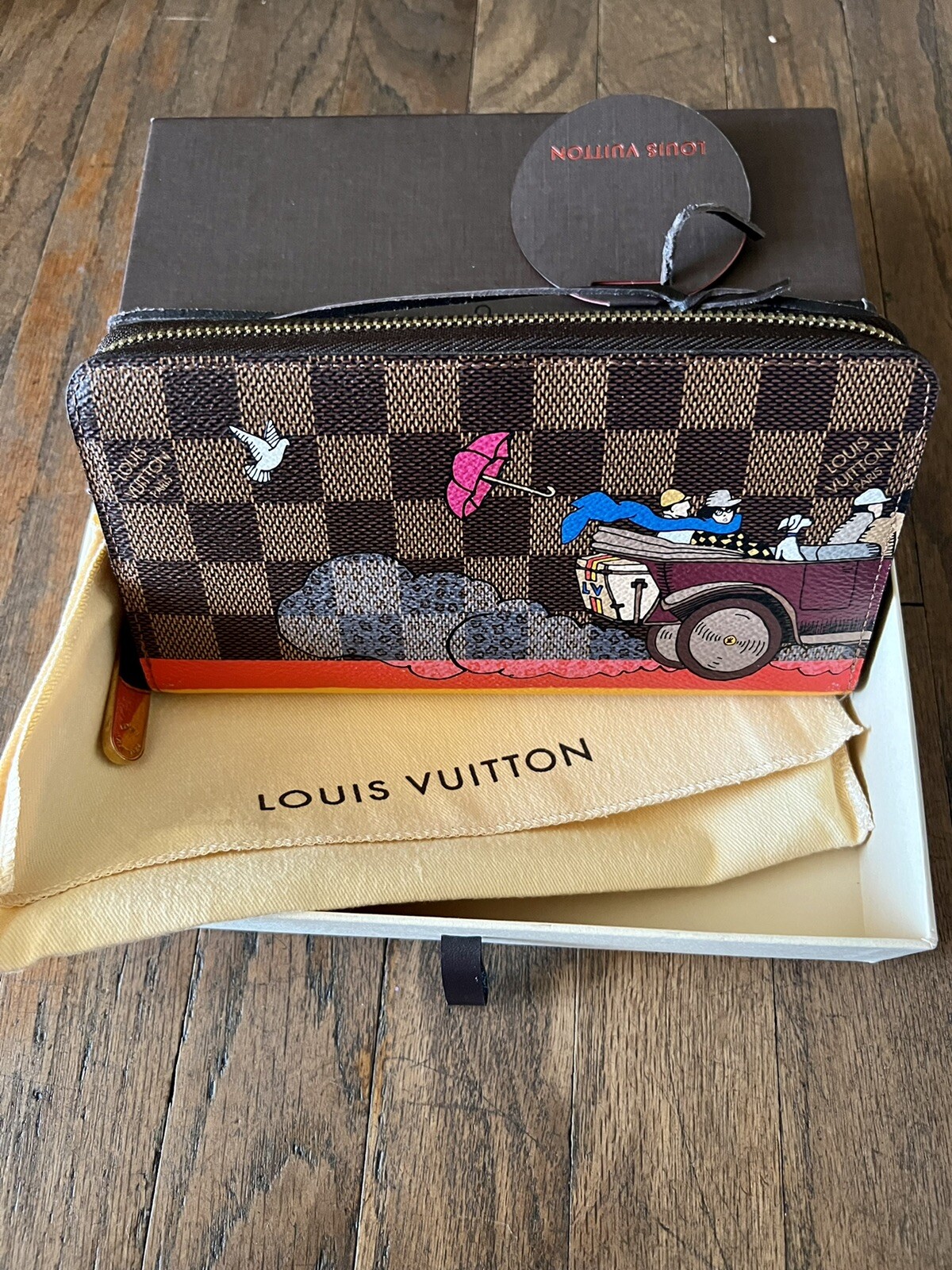 Louis Vuitton Rare Zipper Wallet Gem