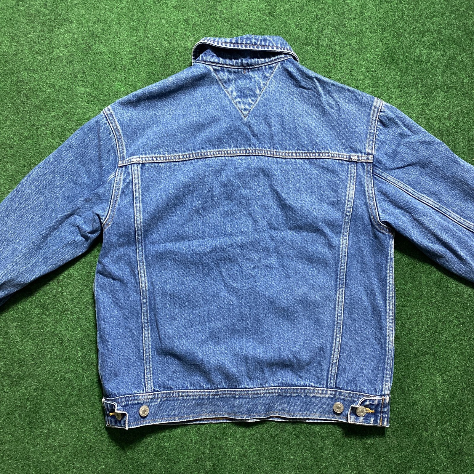 Youth Tommy Hilfiger Mid-Wash Denim Trucker Jacke… - image 2