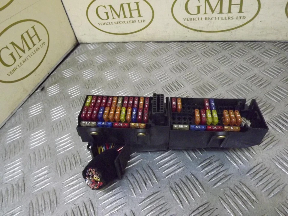 Volkswagen Fox Engine Ecu conjunto caixa de fusíveis velocímetro 41713 milhas 1.2 gasolina 05-13S - Imagem 4 de 4