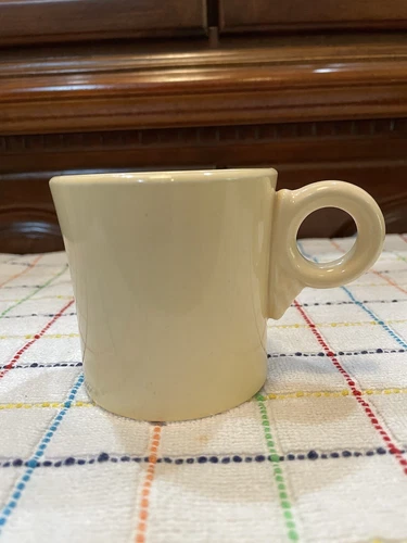 Fiesta Tom & Jerry Mug Vintage Ivory Ring Handle Excellent Condition