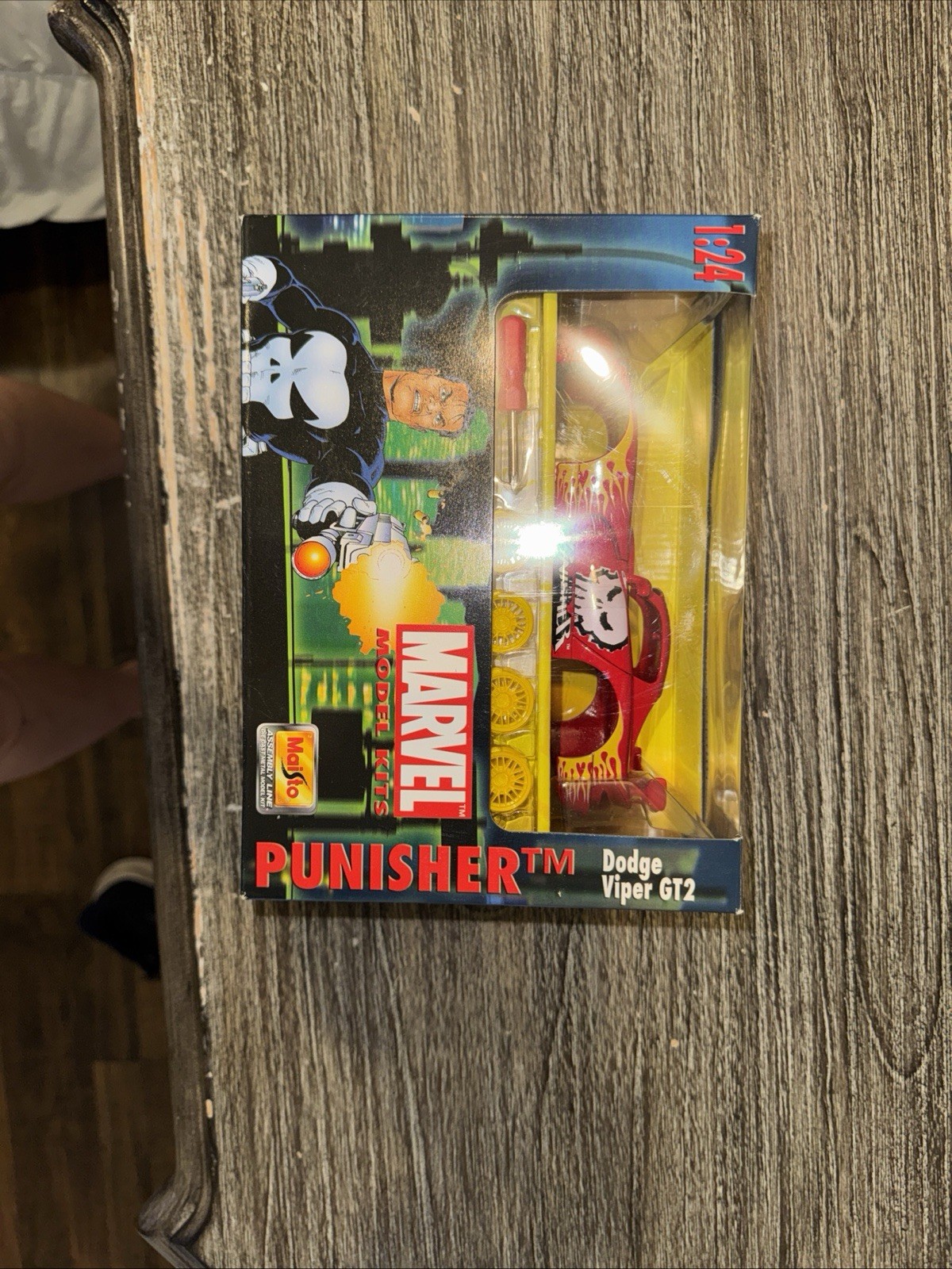 MAISTO PUNISHER MARVEL DODGE VIPER GT2 1:24 DIECAST METAL MODEL KIT | eBay