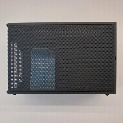 PCケース(自作PC用) FormD T1 v2.0 Sandwich PCIe 4.0 Riser FormD T1 v2.0 Sandwich SFF Case - Black, Steel Mesh, PCIe 4.0