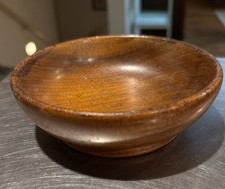 vtg turned small wood serving bowl warm brown grain, 5.75  diameter Used Sep1727