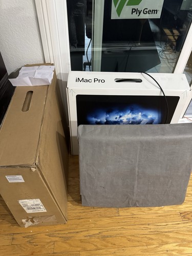 2017 iMac Pro 27" 3.0GHz 10-Core Intel 64GB 2TB SSD Space Gray - Afbeelding 4 van 10
